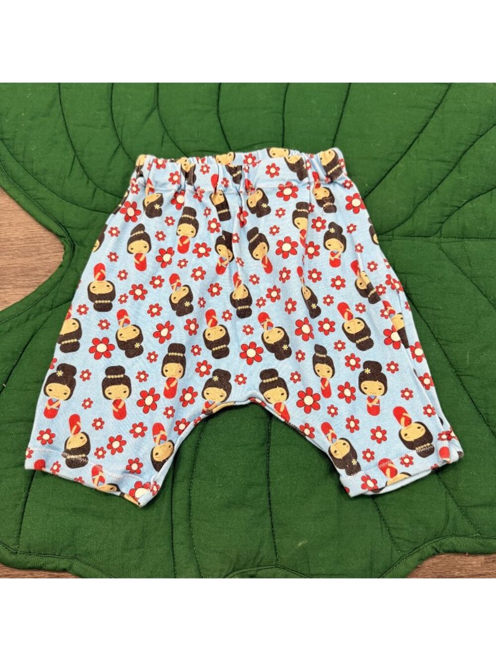 The Keiki Department 2T Kokeshi Doll Flower Harem Print